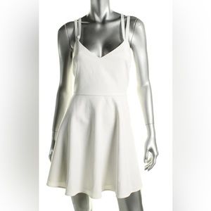 FRENCH CONNECTION Summer white dress size 6 NWT
